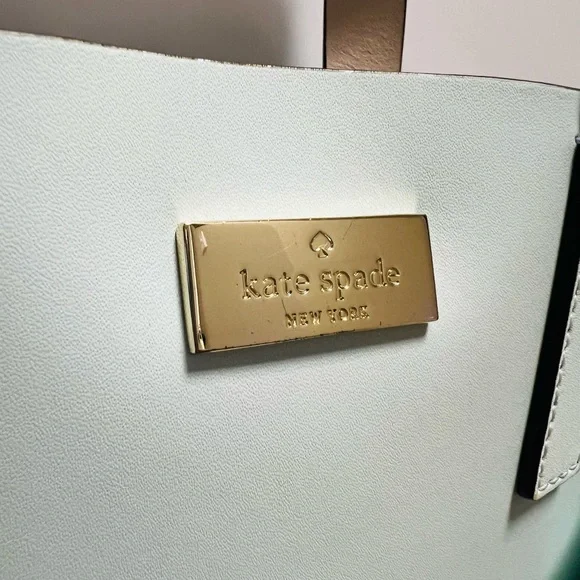 Kate Spade Mint Green New York Satchel EUC - Picture 3 of 12